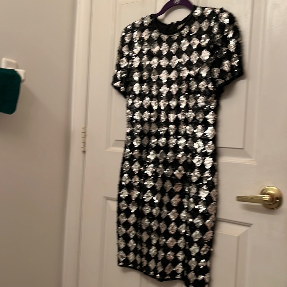 Beautiful black and silver sequence dress - with the zipper-